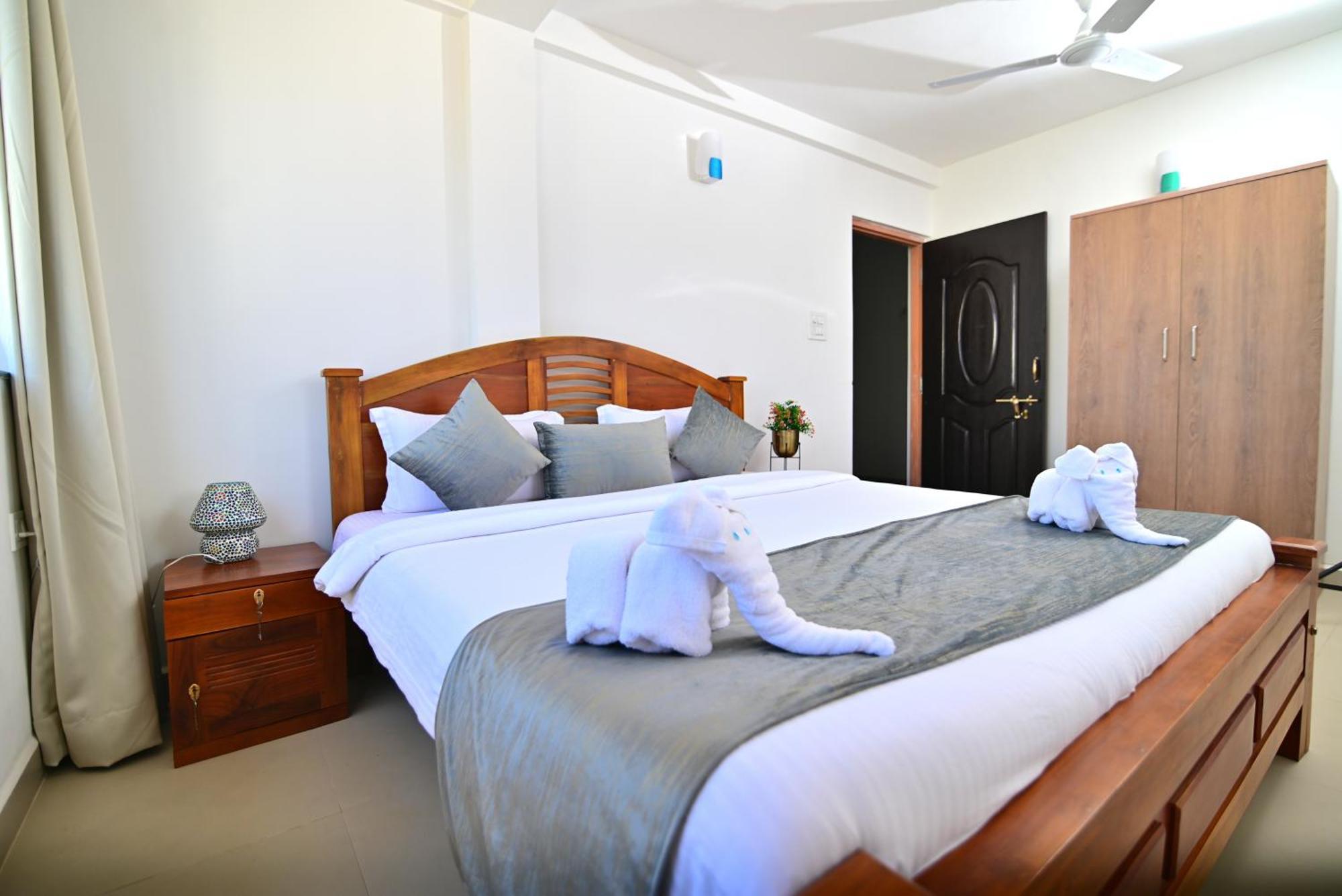 Hotel Q Lite Calangute Exterior foto